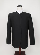 Load image into Gallery viewer, Hook &amp; Eye Suit - 100%  Polyester - Black Swedish Knit - 176-9WHNPCV
