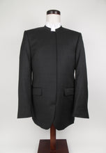 Load image into Gallery viewer, Hook &amp; Eye Suit - 100% Wool - Dark Charcoal Tone on Tone Check  - 2002-4WHWPCV
