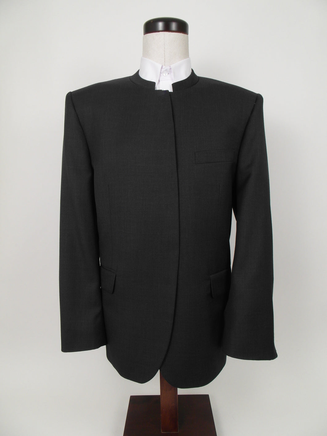 Hook & Eye Suit - 50% Poly / 50% Wool Blend - Plain Charcoal - 60093-4WHWPCV